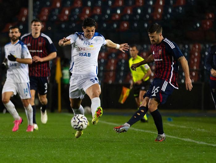 Serie C: Cosenza-Siracusa, primo tempo con poche emozioni