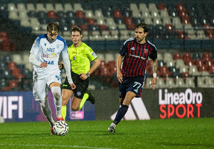 Siracusa, beffa al San Vito: Emmausso decide nel finale, azzurri ancora penultimi