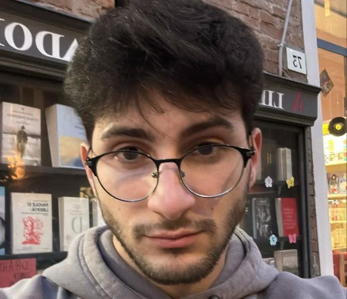 Diciannove anni e gi&agrave; docente: &laquo;Ma al mio arrivo mi hanno scambiato per studente...&raquo;