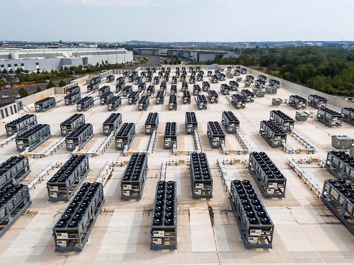 "Se volete vivere, fuggite": l'Iran dichiara guerra alle Big Tech americane