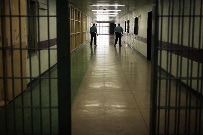 Drone con droga e cellulari nel carcere: la Polizia Penitenziaria sventa il traffico illecito