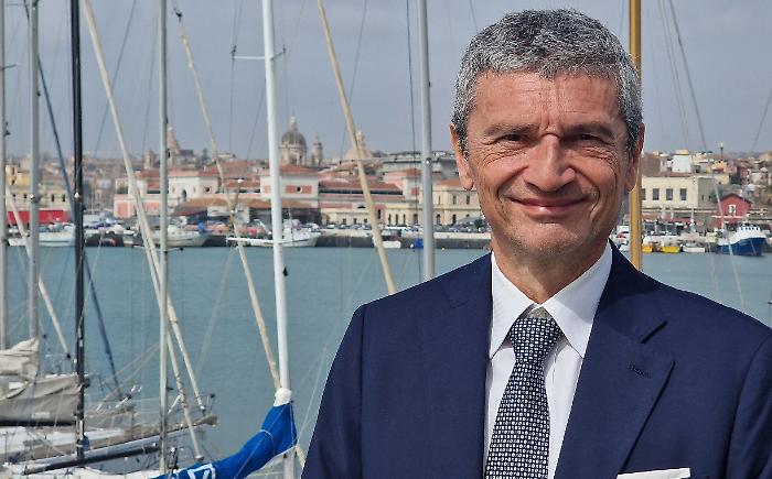 Porti siciliani, bufera sulla possibile sostituzione di Di Sarcina.  Il sospetto di D&rsquo;Agostino: &laquo;Conta la tessera, non il merito&raquo;
