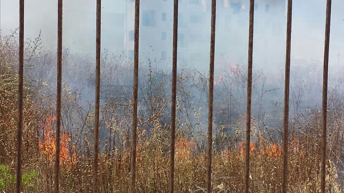Incendio a Santa Panagia, c'&egrave; la pista dolosa: caccia ai piromani incastrati dalle telecamere