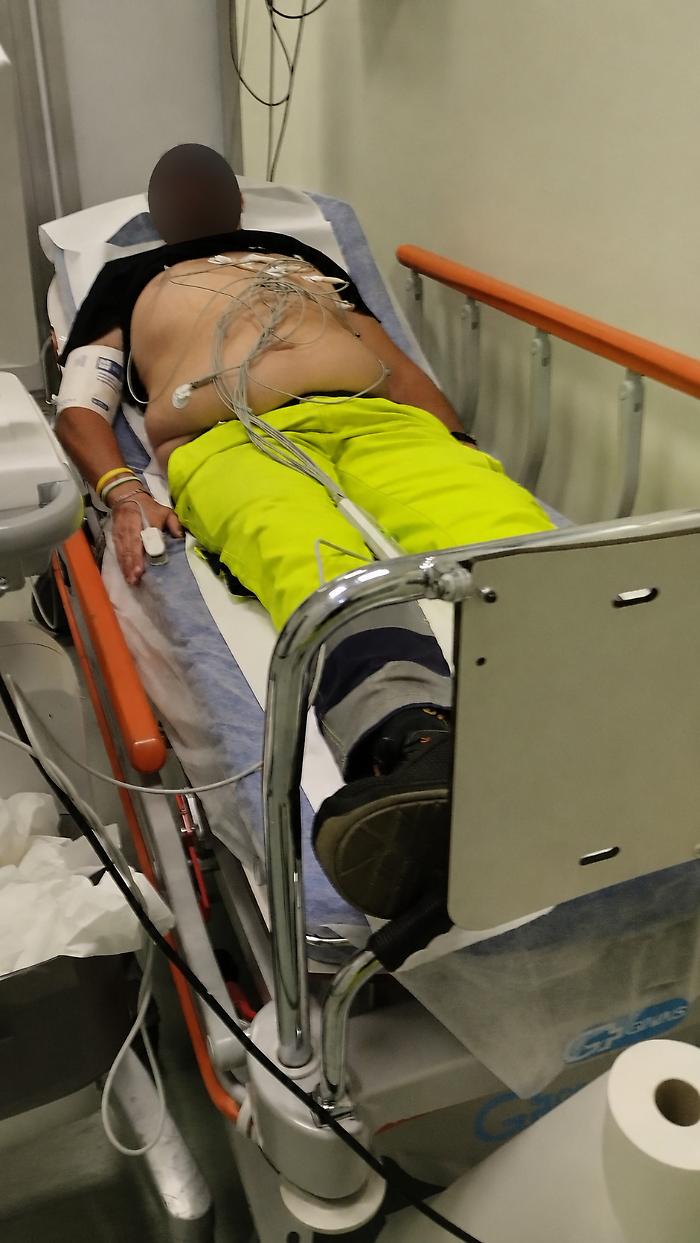 L'aggressione al vigile e all'operatore che mettevano le ganasce. Sindacati: &laquo;Servizio da sospendere se non c'&egrave; sicurezza&raquo;