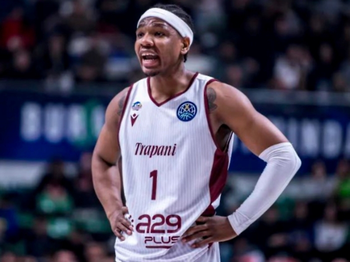 JD Notae (Trapani Shark) autore di 27 punti