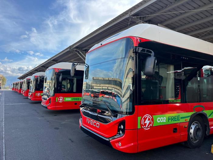 L&rsquo;Atm assume 15 nuovi autisti, acquistati anche 12 bus elettrici