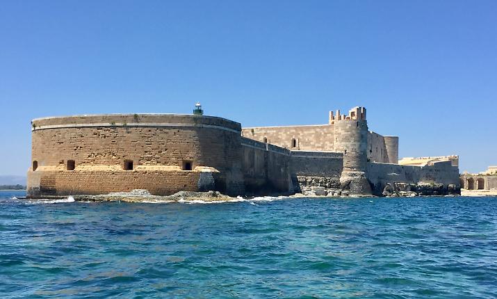 Quei tesori "svenduti" per le serate vip: dietro al dj-set al Castello Maniace (per 40mila euro) c'&egrave; un vuoto normativo
